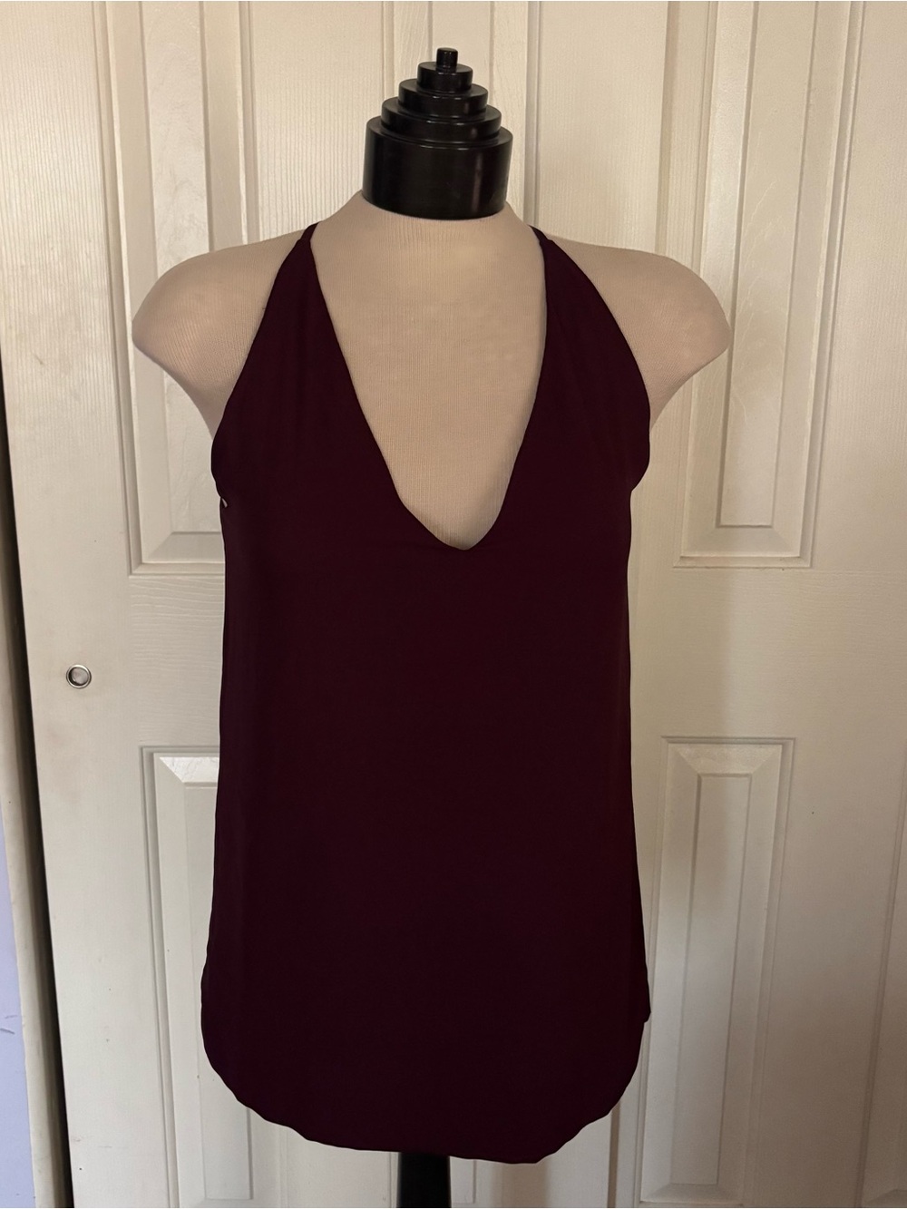burgundy aritzia top size xs